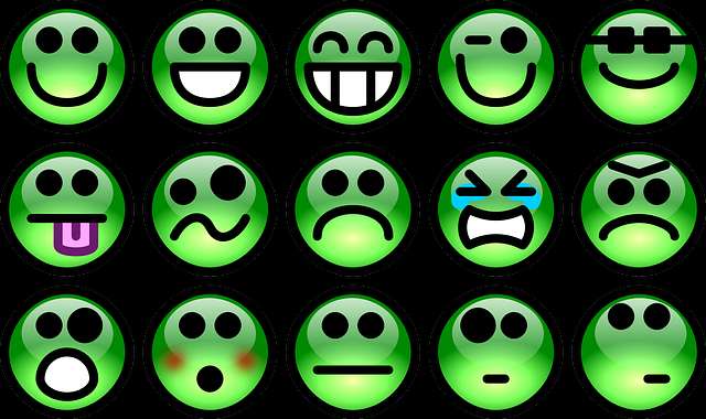 Totale Sonnenfinsternis in Schütze - Emojis als Symbole für Gefühle. 