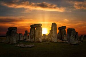 Stonehenge mit Sonnenwende, Merkur rückläufig zur Wintersonnenwende